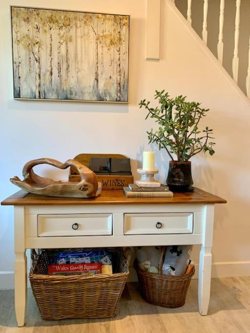 Renovated Miner'S Cottage - Family & Dog Friendly Abertillery Экстерьер фото