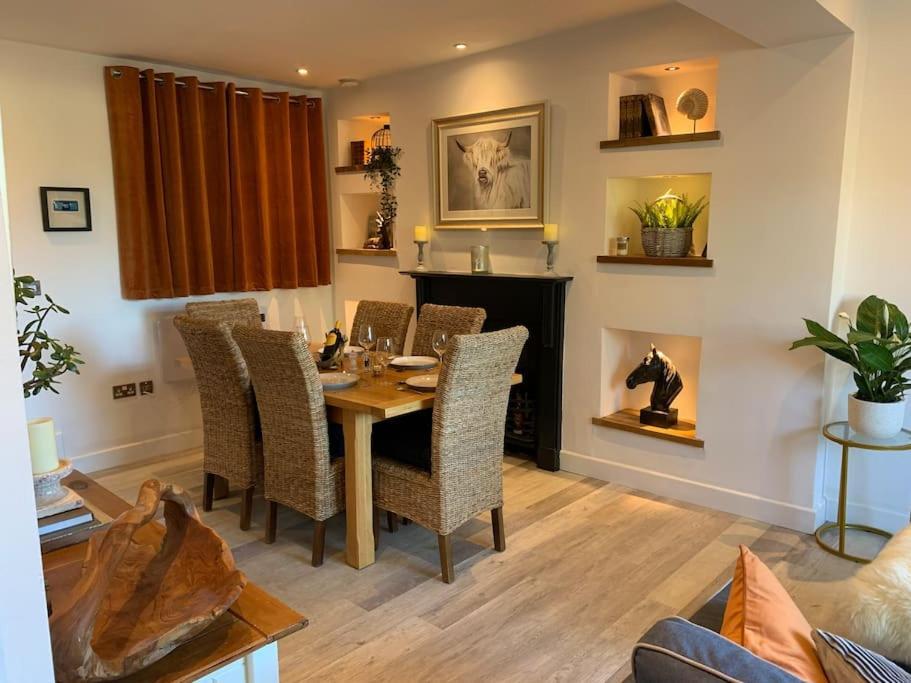 Renovated Miner'S Cottage - Family & Dog Friendly Abertillery Экстерьер фото